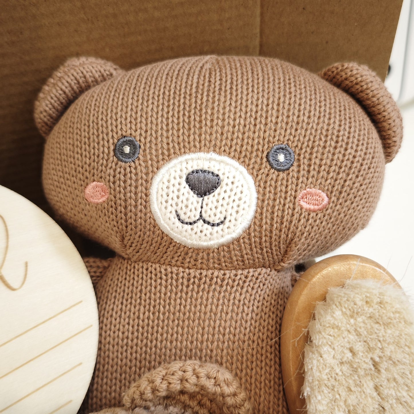 NEWBORN GIFT BOX